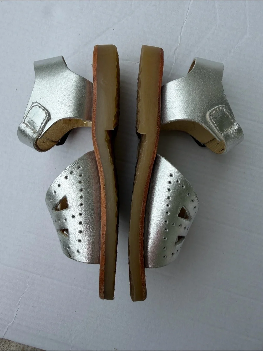 Young Soles Pearl Sandal Silver Leather Unisex Sandals | EU 23 US 7